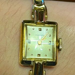 1950’s Art Deco Concord solid 14k gold watch